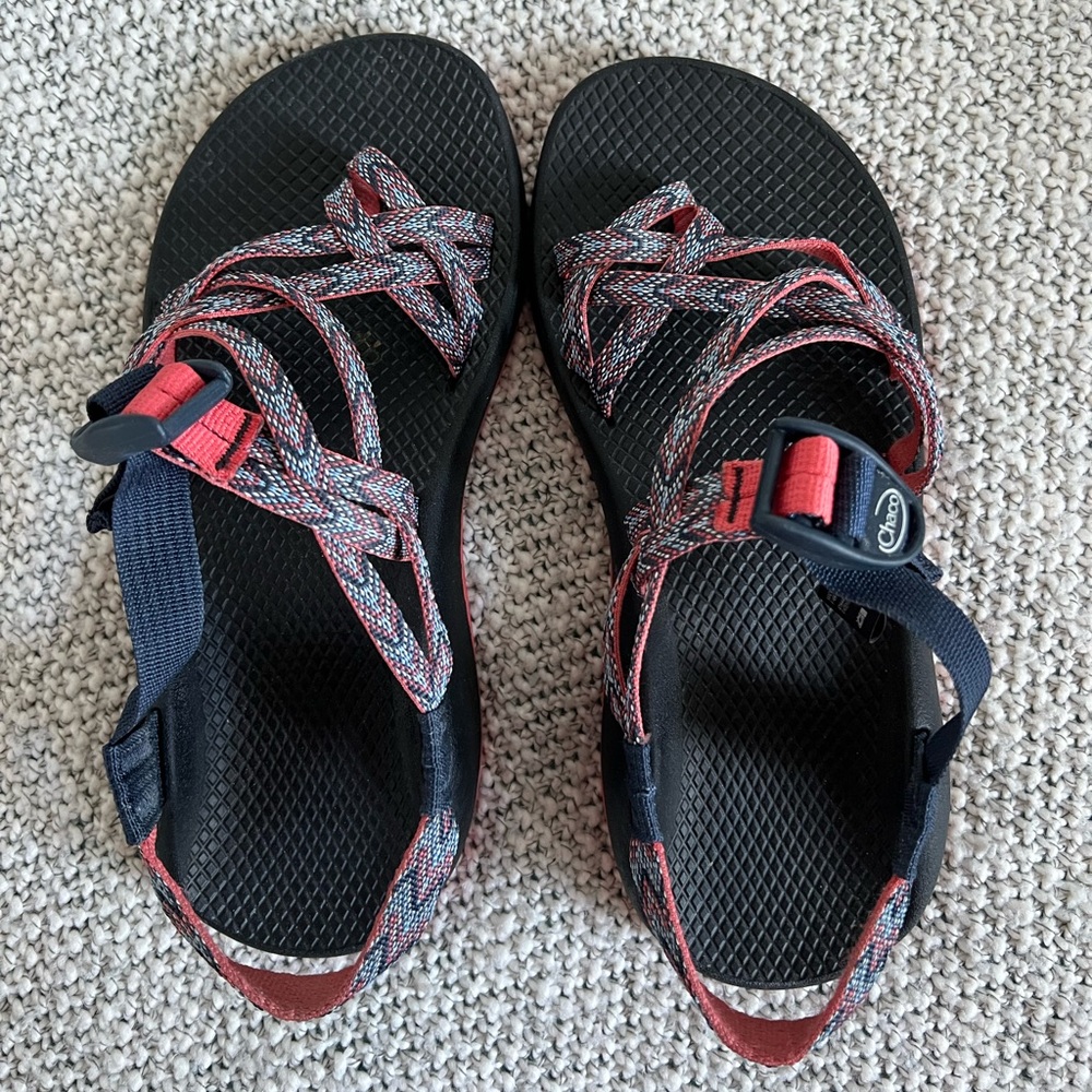 Double toe strap chacos, size 8 wide, rarely worn